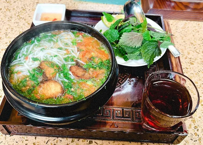 5 Phong Ngu Royal Lotus Hạ Long